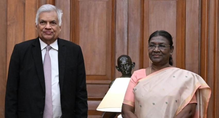 Ranil meets Indian President at Rashtrapati Bhavan